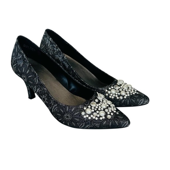 Laundry Pump Heel Black Shoes Tapestry Pearl & Crystal Accent 7M Elegant NIB - Picture 1 of 16